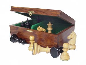 JS#15503--HINGE TOP SHEESHAM WOOD BOX WITH PARTITION & FELT
