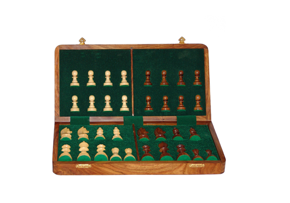 JS#15505--FOLDING CHESS BOX WITH BOARD ON TOP
