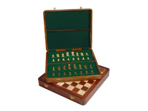 JS#15506-- FLAT CHESS BOX BOARD ON TOP